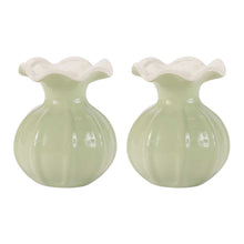 Load image into Gallery viewer, Scalloped Mini Vase (Set of 2)
