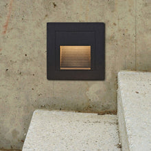 Load image into Gallery viewer, Low-Voltage 1-Watt Integrated LED Outdoor Steps Light in Matte Black
