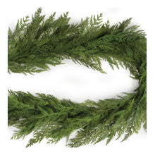 Load image into Gallery viewer, Fresh Touch Cedar Garland 6'L
