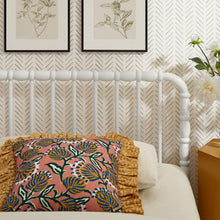 Load image into Gallery viewer, Arlette Twin Size Wood Spindle Bed Frame by Modway
