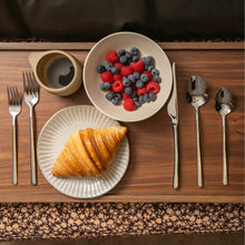 Load image into Gallery viewer, Emilia Mirror 20-Piece Flatware Set
