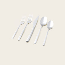 Load image into Gallery viewer, Emilia Mirror 20-Piece Flatware Set
