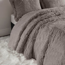 Load image into Gallery viewer, Malea Shaggy Fur Duvet Cover Set Twin ID12-1926 By Olliix
