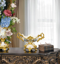 Load image into Gallery viewer, Celine Crowned Center Piece
