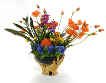 Load image into Gallery viewer, Poppy&#39;s in Black Bowl with gold handsÊ
