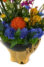 Load image into Gallery viewer, Poppy&#39;s in Black Bowl with gold handsÊ
