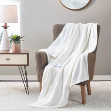 Load image into Gallery viewer, Fleece To Sherpa Heated Throw ST54-0080 By Olliix
