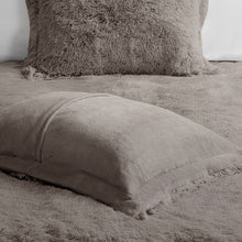 Load image into Gallery viewer, Malea Shaggy Fur Duvet Cover Set Full/Queen ID12-1927 By Olliix
