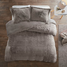 Load image into Gallery viewer, Malea Shaggy Fur Duvet Cover Set Full/Queen ID12-1927 By Olliix
