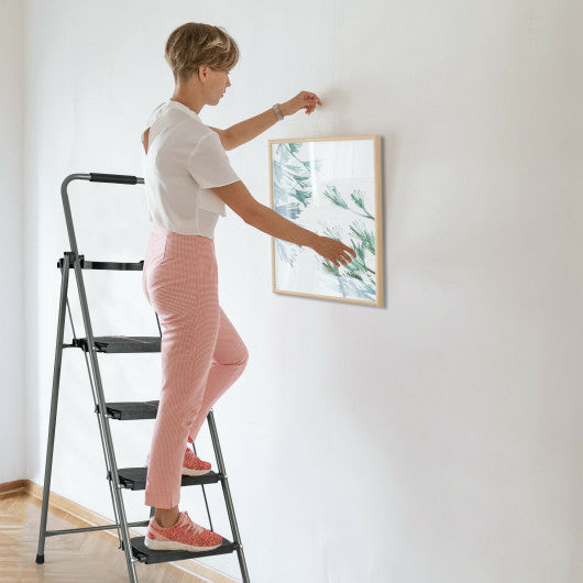 4 Step Folding Ladder with Built-in Tool Tray and Anti-Slip Footpads