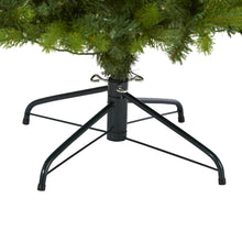 Load image into Gallery viewer, 7&#39; New Haven Spruce &#39;Natural Look&#39; Artificial Christmas Tree with 500 LED Lights
