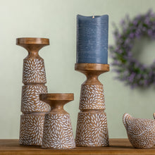 Load image into Gallery viewer, Etched Candle Holder with Wood Grain Design (Set of 3)
