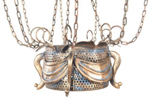 Load image into Gallery viewer, Vintage Hot Air Balloon Pendant
