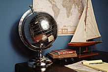 Load image into Gallery viewer, Alum Globe 13 Inches
