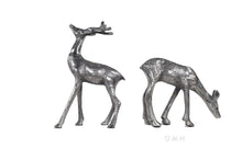 Load image into Gallery viewer, Stag and Doe - Set of 2
