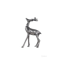 Load image into Gallery viewer, Stag and Doe - Set of 2
