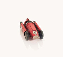Load image into Gallery viewer, Formular One Racer Ferrari 1954 Lancia Model
