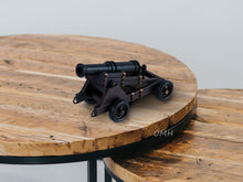 Load image into Gallery viewer, Cannon Sur Roues Grandeur Nature Model
