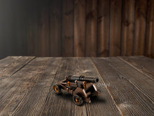 Load image into Gallery viewer, Cannon Sur Roues Grandeur Nature Model
