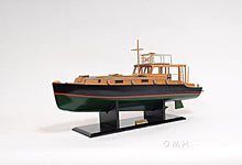 Load image into Gallery viewer, Hemingway™ Pilar Fishing Boat
