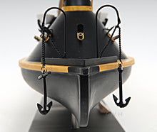 Load image into Gallery viewer, CSS Virginia with Display Case

