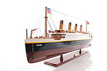 Load image into Gallery viewer, RMS Titanic Midsize with Display Case
