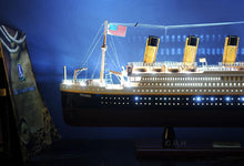 Load image into Gallery viewer, TITANIC WITH LIGHTS
