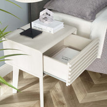 Load image into Gallery viewer, Render End Table by Modway
