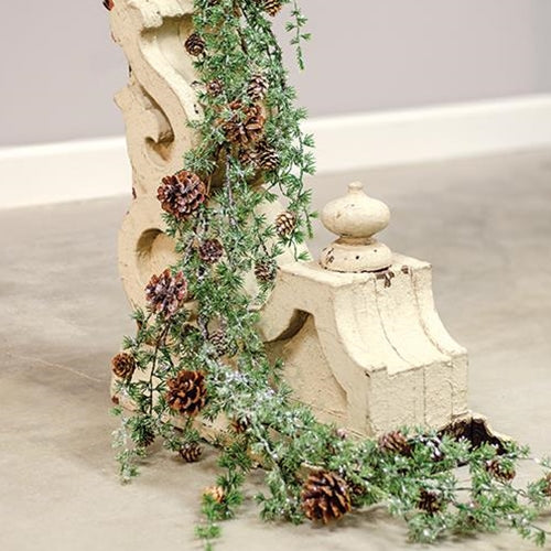 Icy Stowe Cedar Garland 4ft