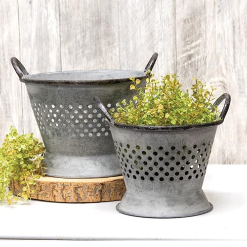 Weathered Tin Colander 8