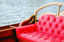 Load image into Gallery viewer, Venetian Gondola Real Boat 36
