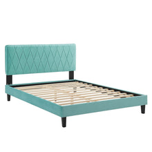 Load image into Gallery viewer, Phillipa Full Platform Bed in Mint
