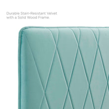 Load image into Gallery viewer, Phillipa Full Platform Bed in Mint
