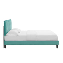 Load image into Gallery viewer, Phillipa Full Platform Bed in Mint
