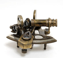 Load image into Gallery viewer, Nautical Sextant in leather case (Small)
