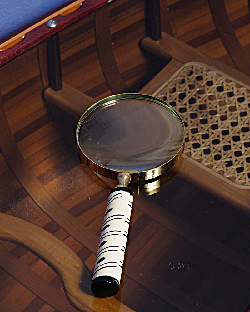 Magnifier in wood box- 4 inches