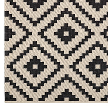 Load image into Gallery viewer, Perplex Geometric Diamond Trellis 9x12 Indoor and Outdoor Area Rug
