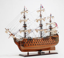 Load image into Gallery viewer, HMS Victory Large With Table Top Display Case
