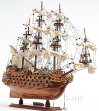 Load image into Gallery viewer, San Felipe Small with Display Case

