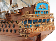 Load image into Gallery viewer, San Felipe Small with Display Case
