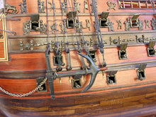 Load image into Gallery viewer, HMS Sovereign of The Seas XL With Display Case No Glass
