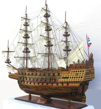 Load image into Gallery viewer, Sovereign of the seas XL Limited Edition
