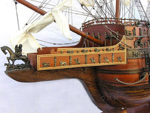 Load image into Gallery viewer, Sovereign of the seas XL Limited Edition

