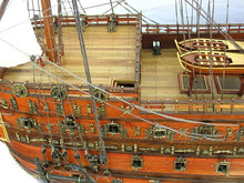 Load image into Gallery viewer, Sovereign of the seas XL Limited Edition
