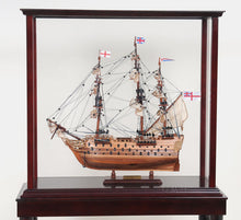 Load image into Gallery viewer, HMS Victory Small with Display Case
