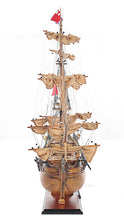 Load image into Gallery viewer, HMS Surprise Large With Floor Display Case
