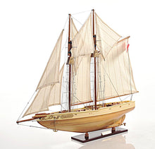 Load image into Gallery viewer, Bluenose II Fully Assembled
