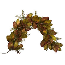 Load image into Gallery viewer, 6&#39;Autumn Magnolia Leaf and Berries Artificial Garland

