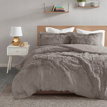 Load image into Gallery viewer, Malea Shaggy Fur Duvet Cover Set King ID12-1928 By Olliix
