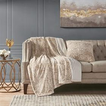 Load image into Gallery viewer, Madison Park Zuri 100% Polyester Long Fur Pillow MP30-6706 By Olliix
